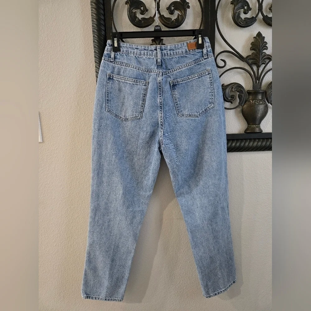 Simple Society Jeans